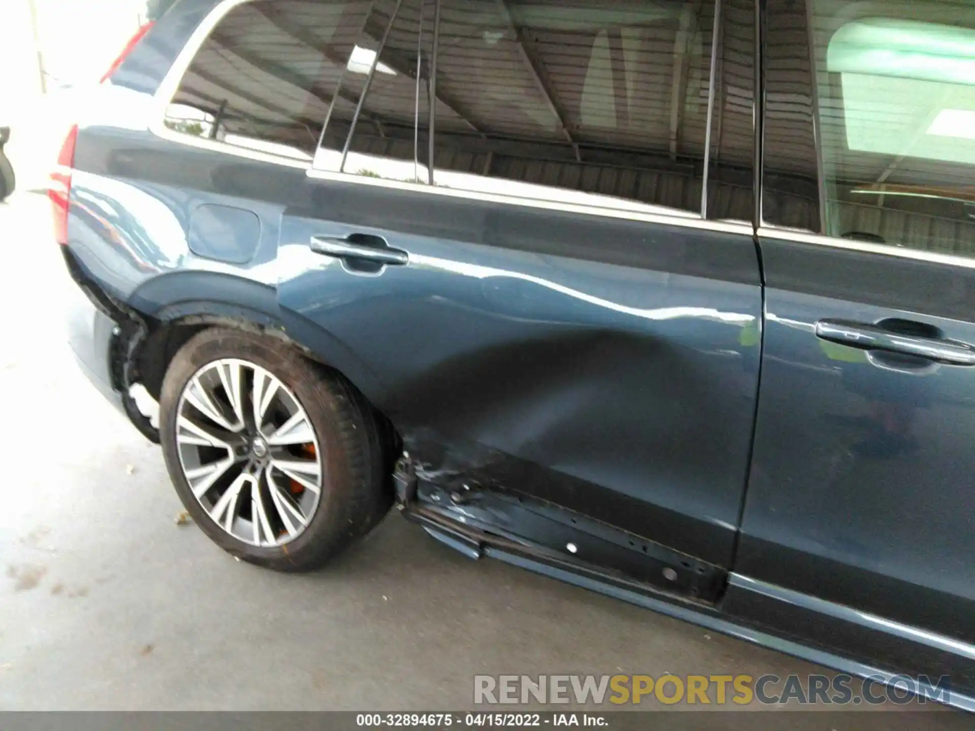 6 Photograph of a damaged car YV4A22PK9M1693648 VOLVO XC90 2021