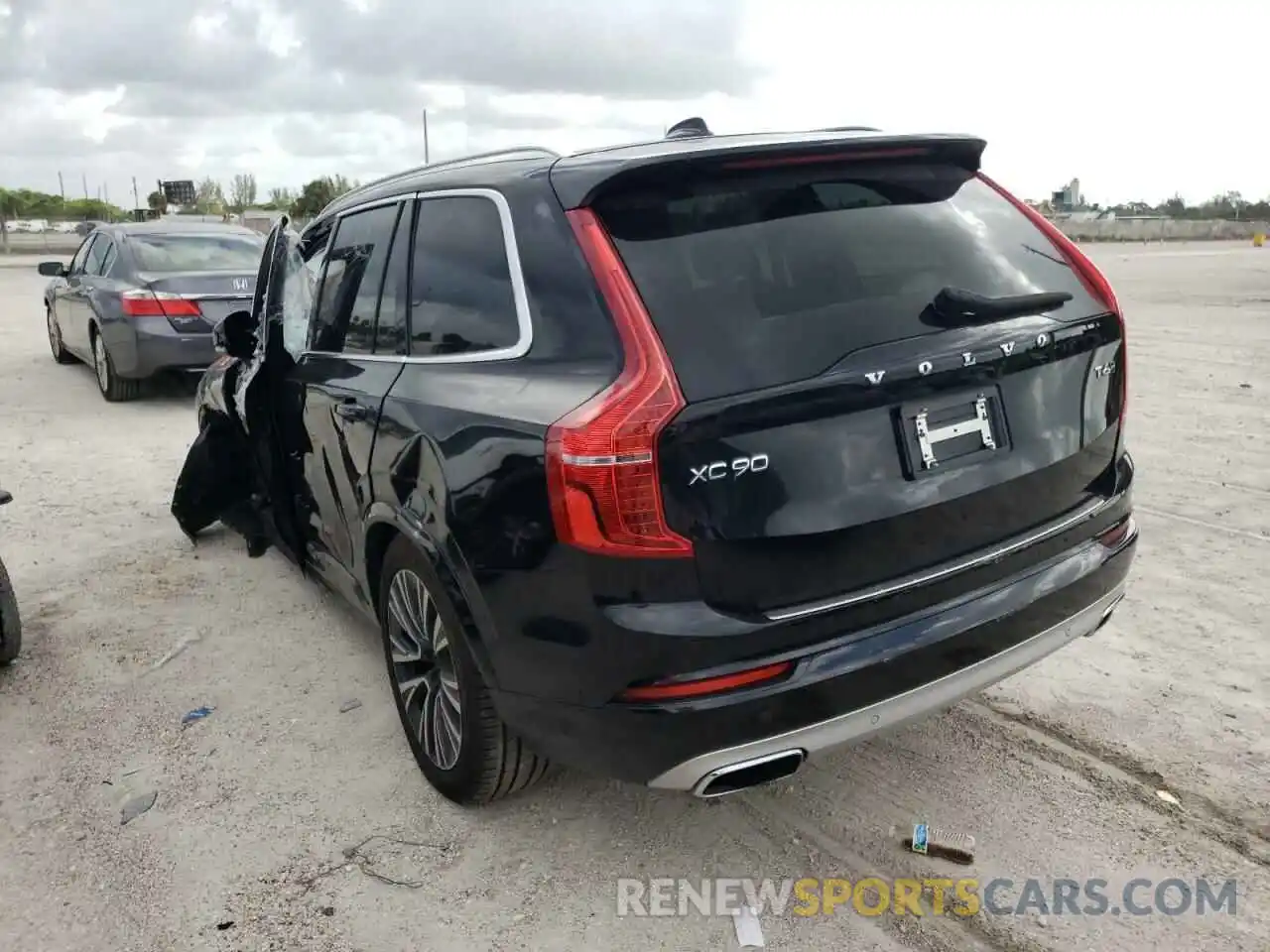 3 Photograph of a damaged car YV4A22PK9M1717866 VOLVO XC90 2021