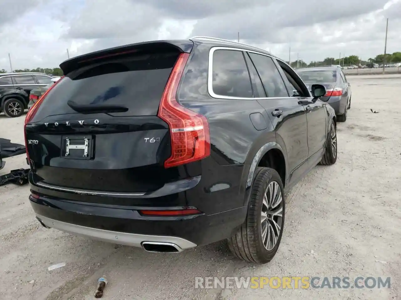 4 Photograph of a damaged car YV4A22PK9M1717866 VOLVO XC90 2021