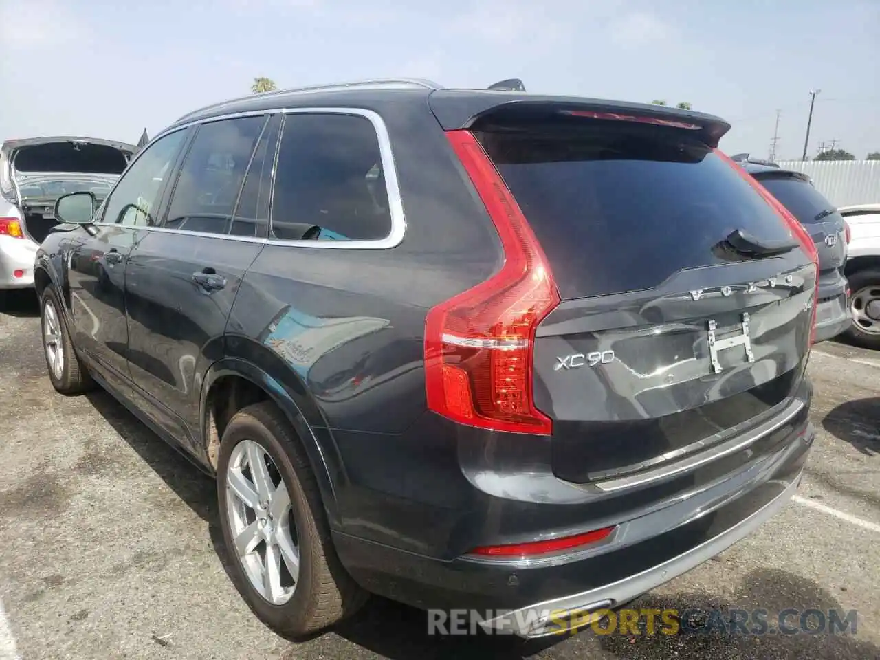 3 Photograph of a damaged car YV4A22PKXM1711865 VOLVO XC90 2021