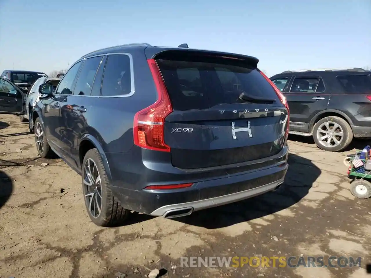 3 Photograph of a damaged car YV4A22PKXM1738158 VOLVO XC90 2021