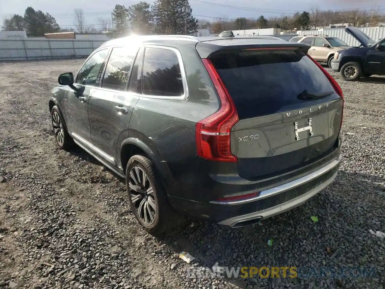 3 Photograph of a damaged car YV4A22PL1M1728904 VOLVO XC90 2021