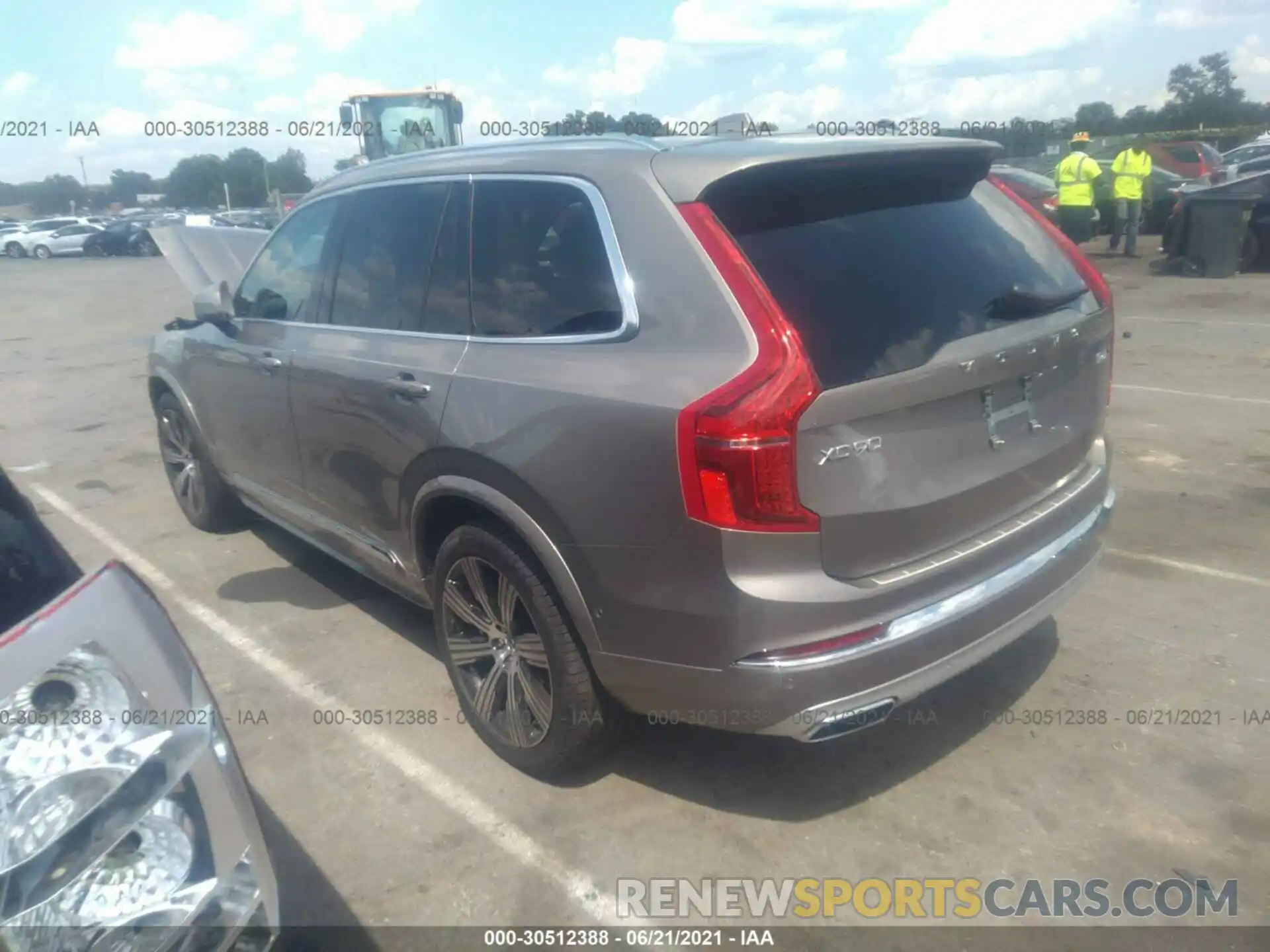 3 Photograph of a damaged car YV4A22PL2M1690566 VOLVO XC90 2021