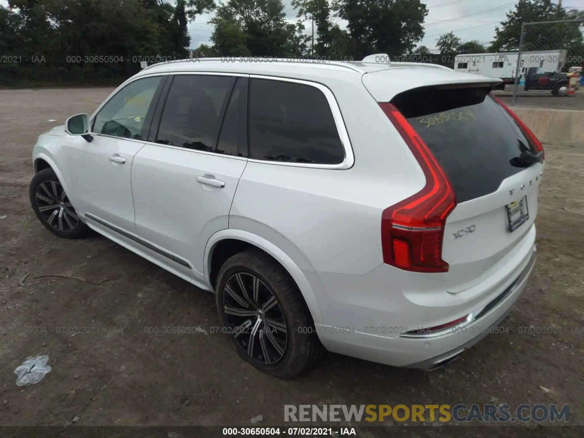 3 Photograph of a damaged car YV4A22PL4M1720103 VOLVO XC90 2021