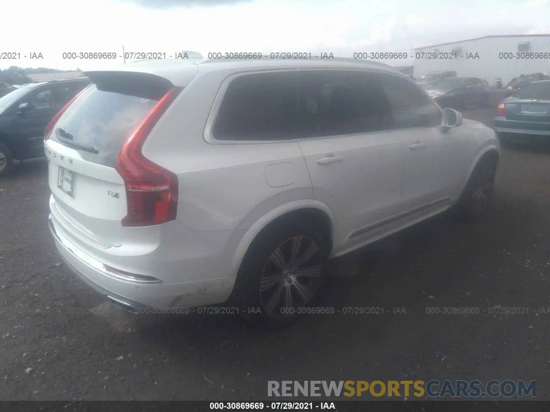 4 Photograph of a damaged car YV4A22PL4M1725916 VOLVO XC90 2021