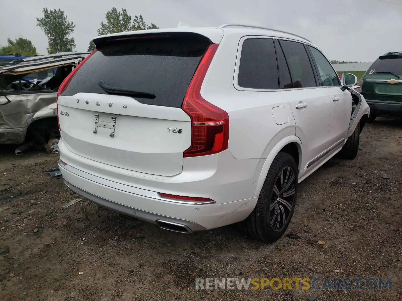 4 Фотография поврежденного автомобиля YV4A22PL8M1690040 VOLVO XC90 2021