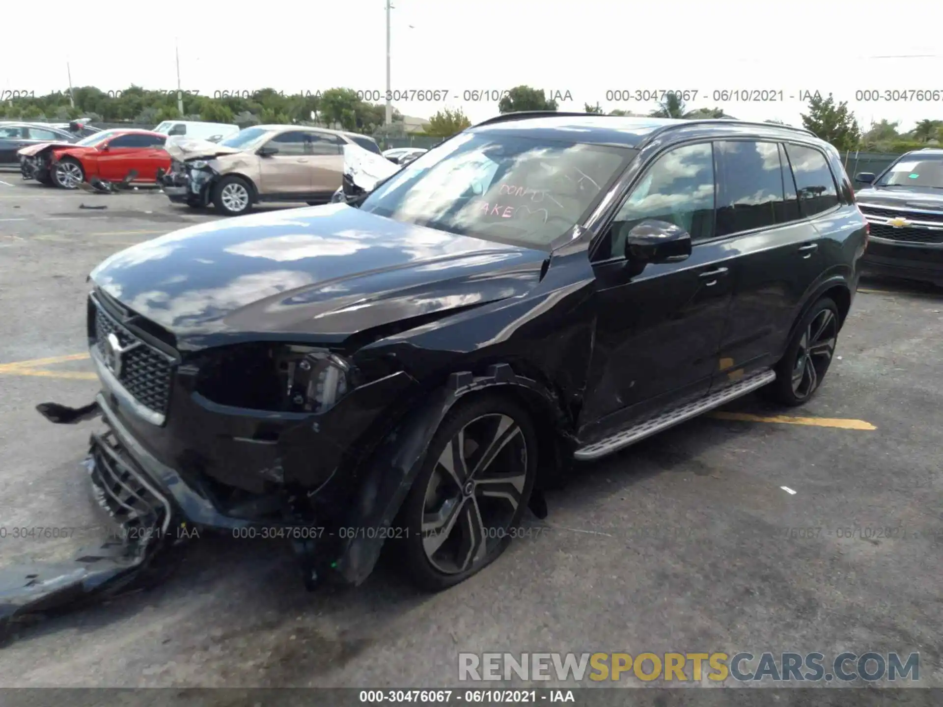 2 Photograph of a damaged car YV4A22PM7M1673934 VOLVO XC90 2021