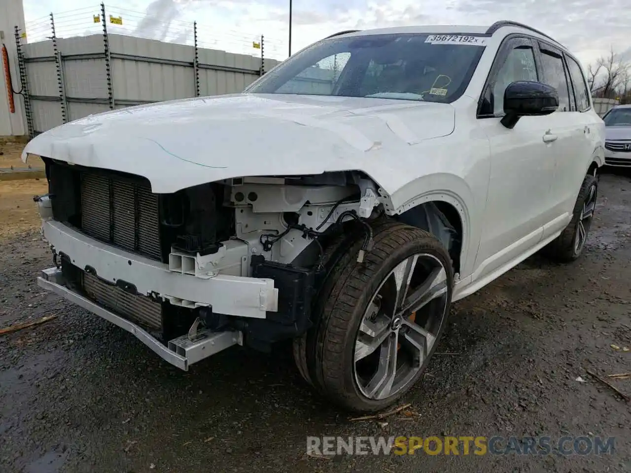 2 Photograph of a damaged car YV4A22PMXM1681302 VOLVO XC90 2021