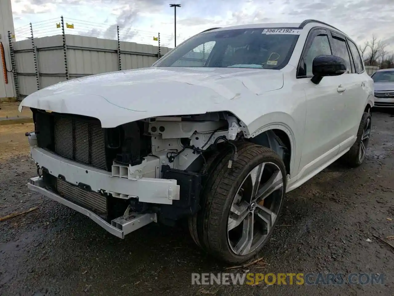 9 Photograph of a damaged car YV4A22PMXM1681302 VOLVO XC90 2021