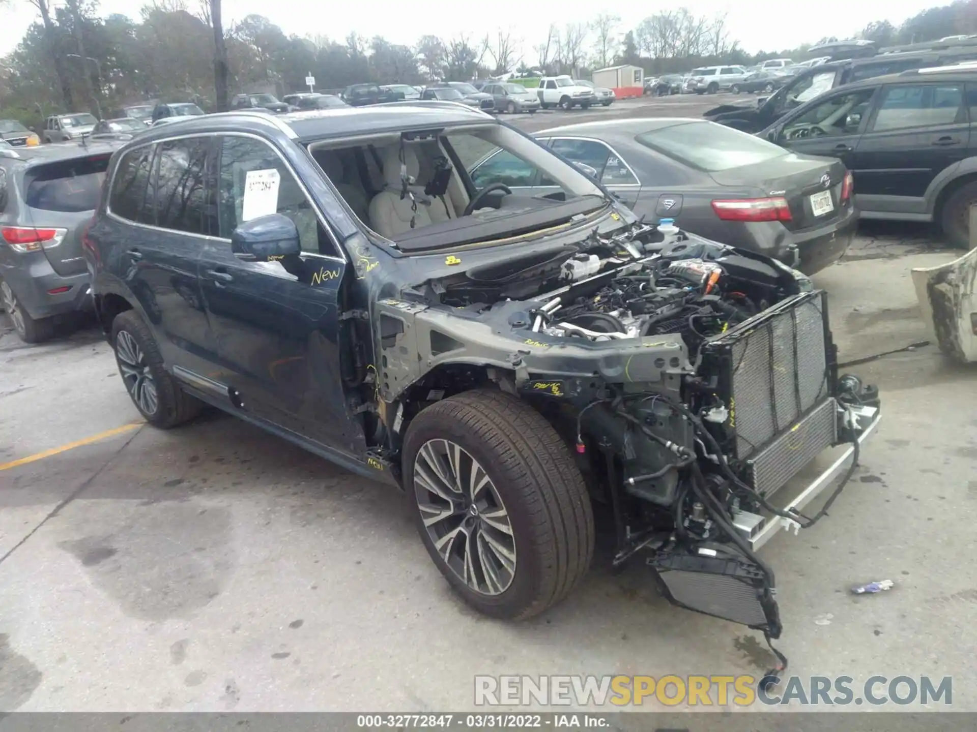 1 Photograph of a damaged car YV4BR00K4M1728854 VOLVO XC90 2021