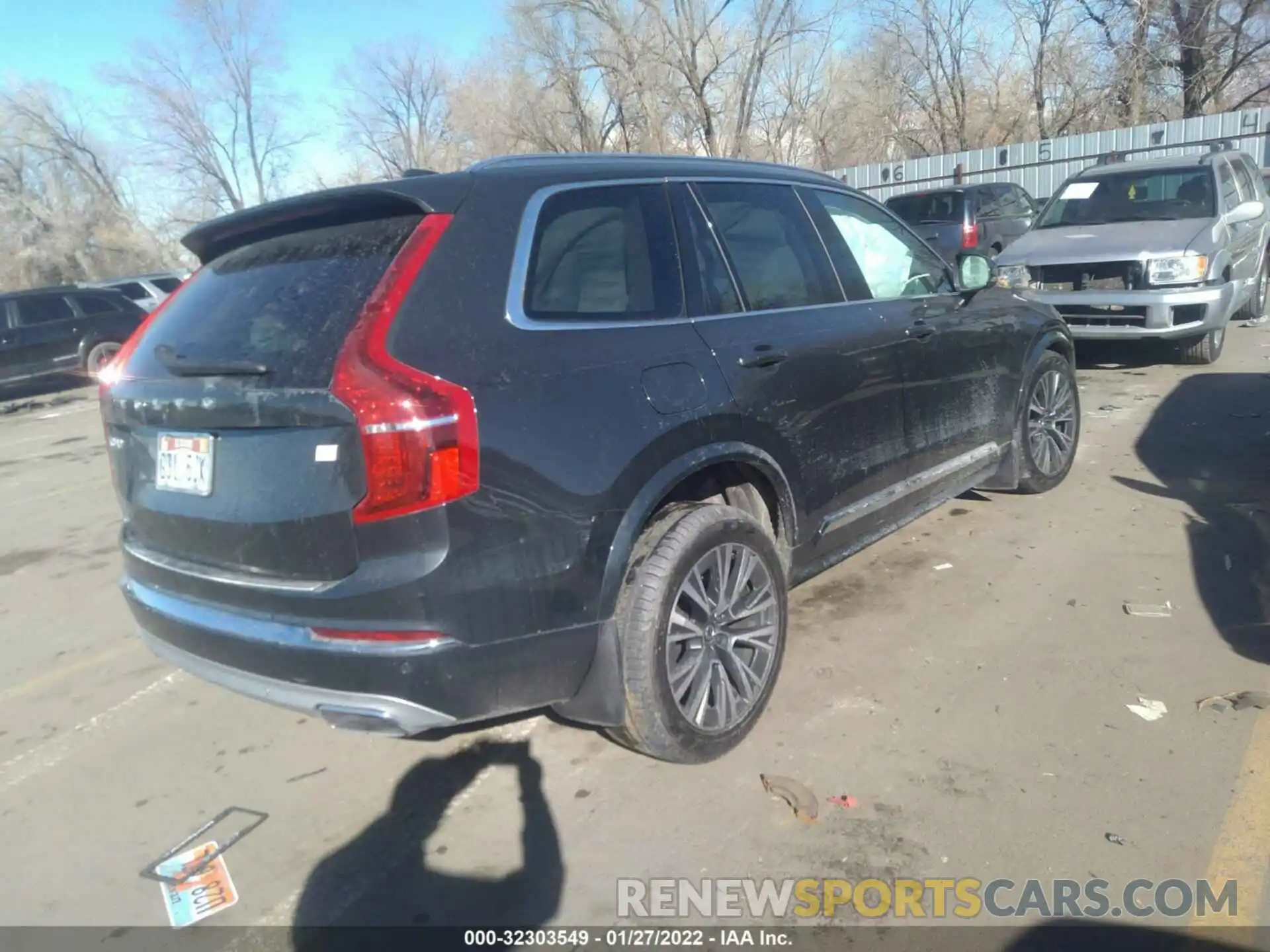 4 Фотография поврежденного автомобиля YV4BR00K9M1747383 VOLVO XC90 2021