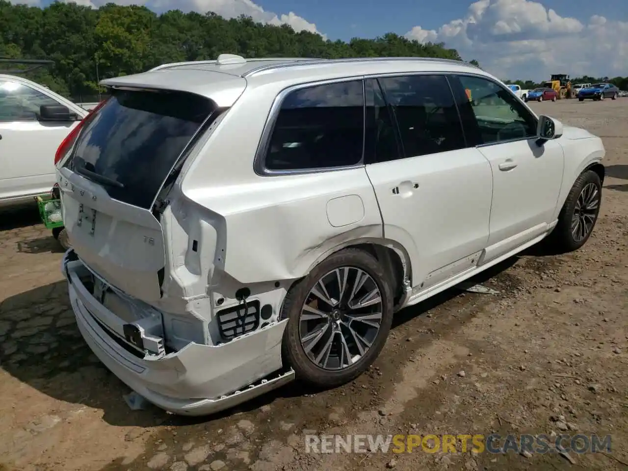 4 Photograph of a damaged car YV4102CK0N1830876 VOLVO XC90 2022