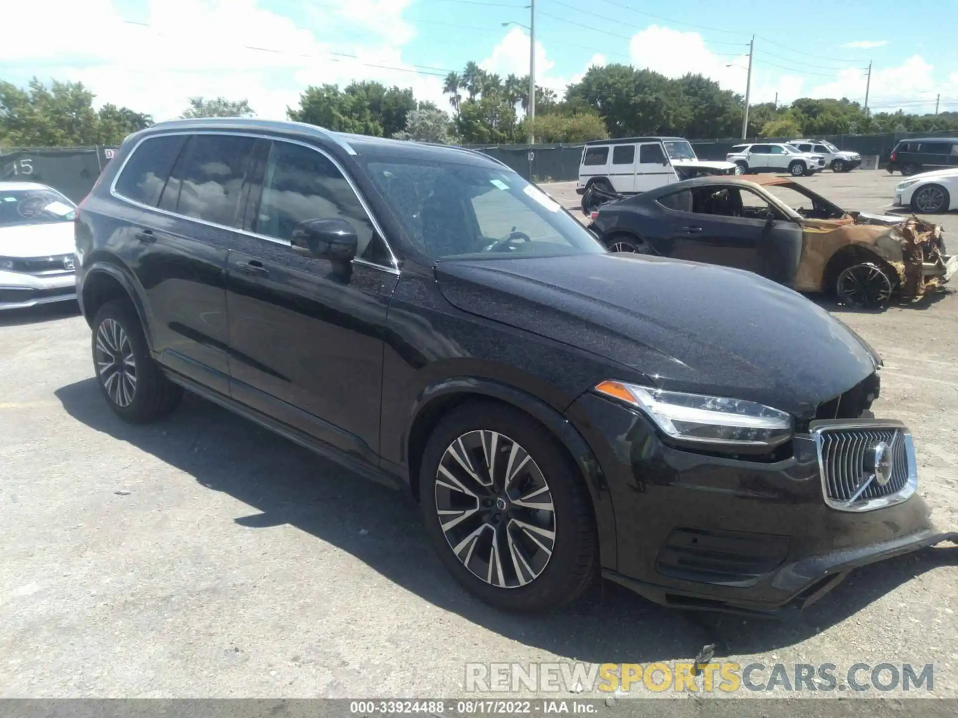 1 Photograph of a damaged car YV4102CK4N1834915 VOLVO XC90 2022