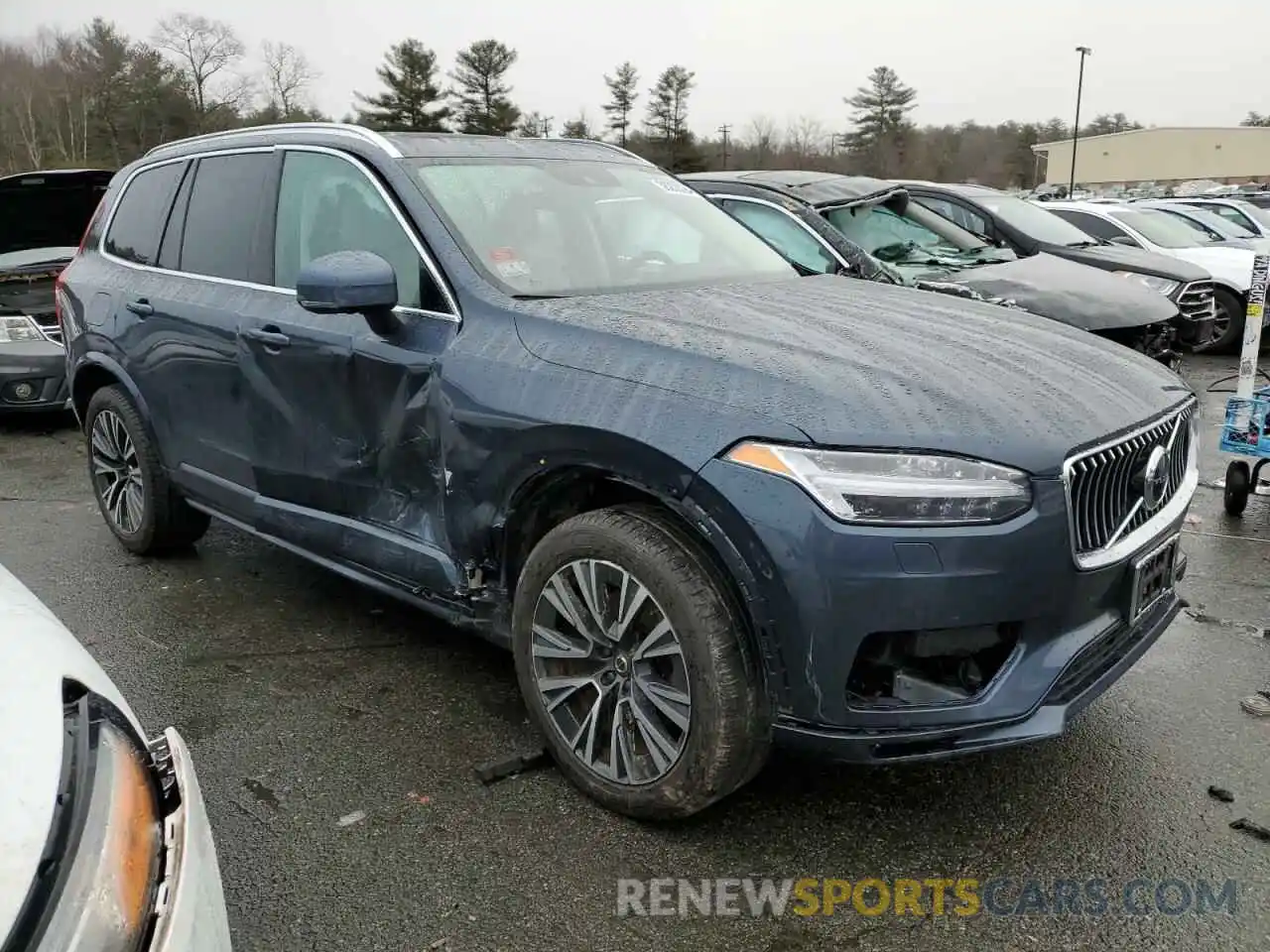 4 Photograph of a damaged car YV4102PK9N1821474 VOLVO XC90 2022