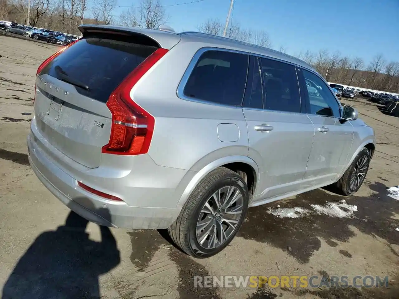 3 Photograph of a damaged car YV4A221K9N1841503 VOLVO XC90 2022