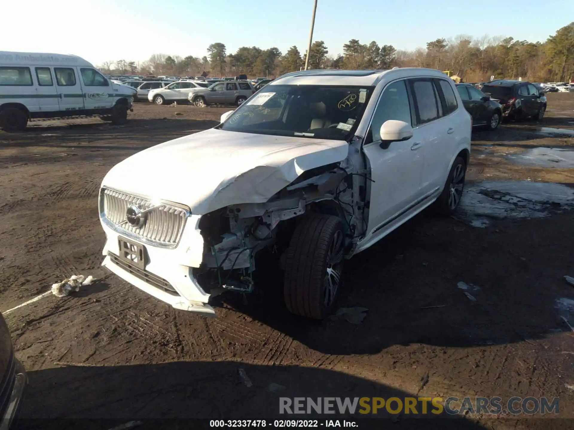 2 Photograph of a damaged car YV4A221L3N1789603 VOLVO XC90 2022