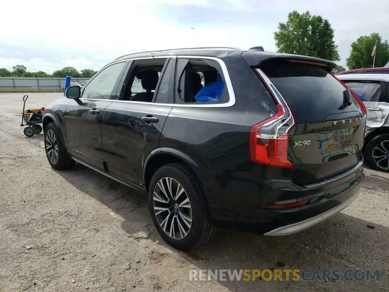 3 Photograph of a damaged car YV4A22PK0N1795387 VOLVO XC90 2022