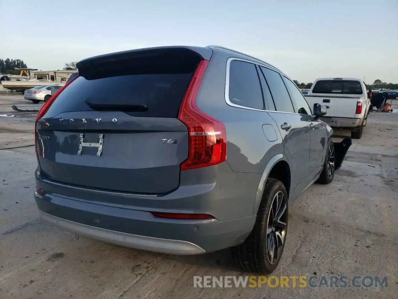 4 Photograph of a damaged car YV4A22PKXN1797051 VOLVO XC90 2022