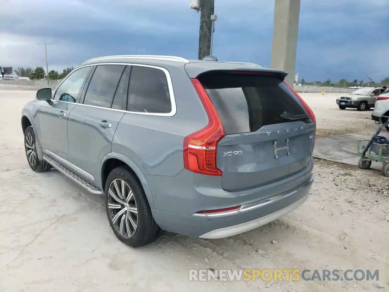 3 Photograph of a damaged car YV4A22PL2N1791804 VOLVO XC90 2022