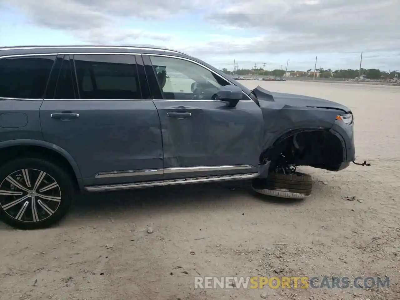 9 Photograph of a damaged car YV4A22PL2N1791804 VOLVO XC90 2022