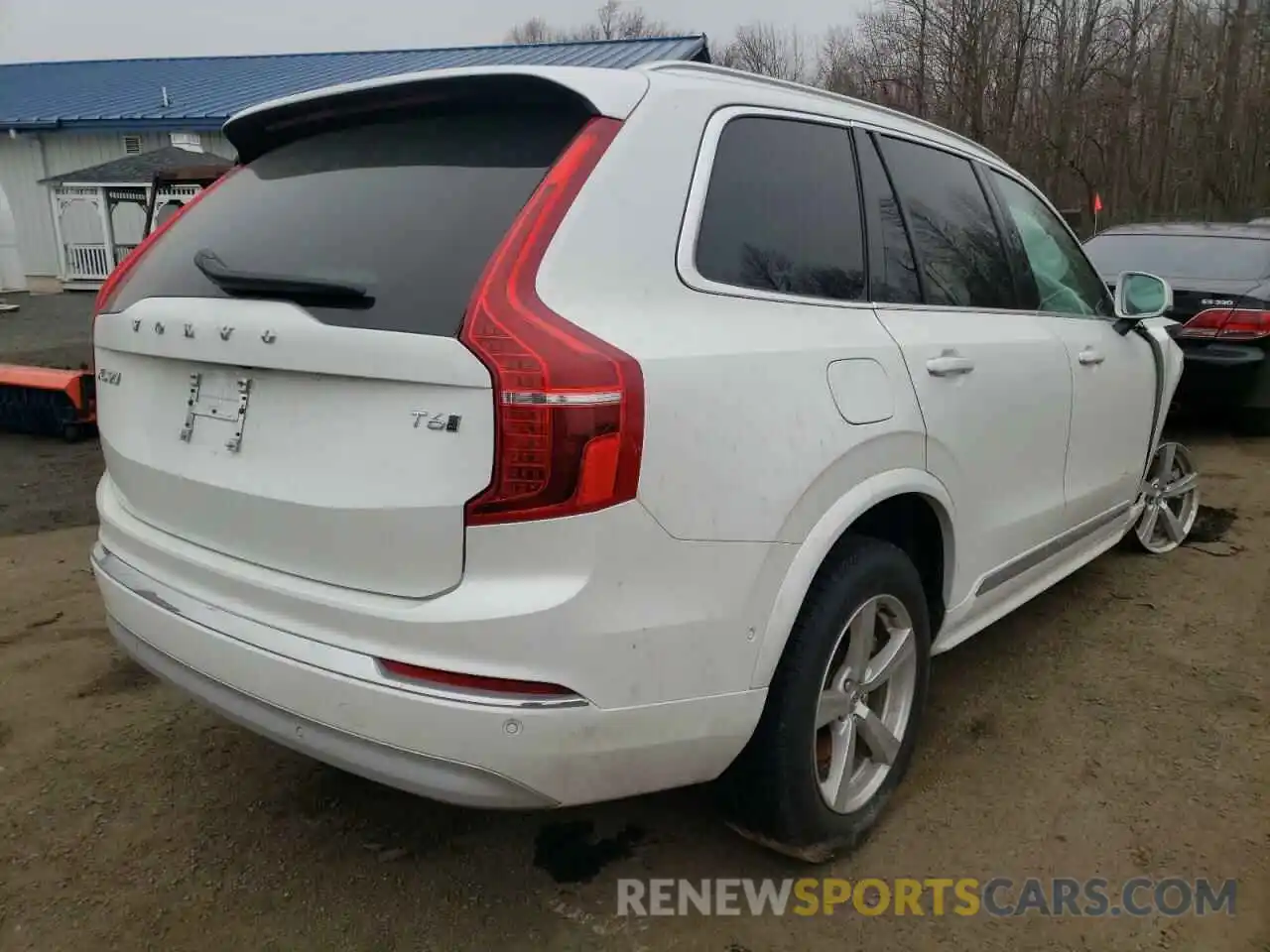 4 Photograph of a damaged car YV4A22PL8N1812980 VOLVO XC90 2022