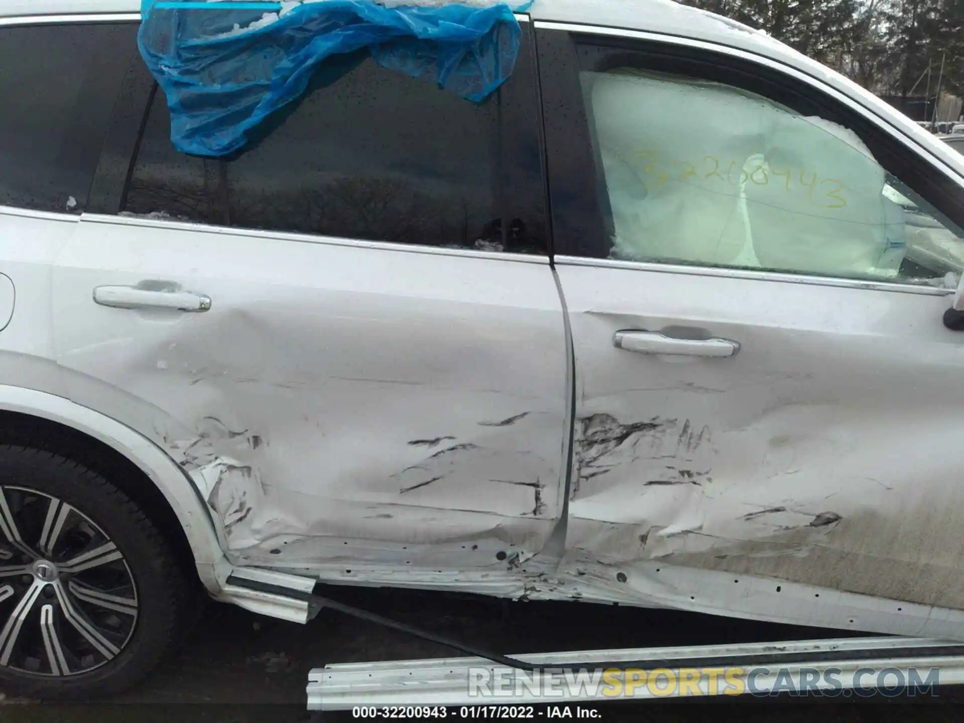 6 Photograph of a damaged car YV4A22PLXN1776435 VOLVO XC90 2022