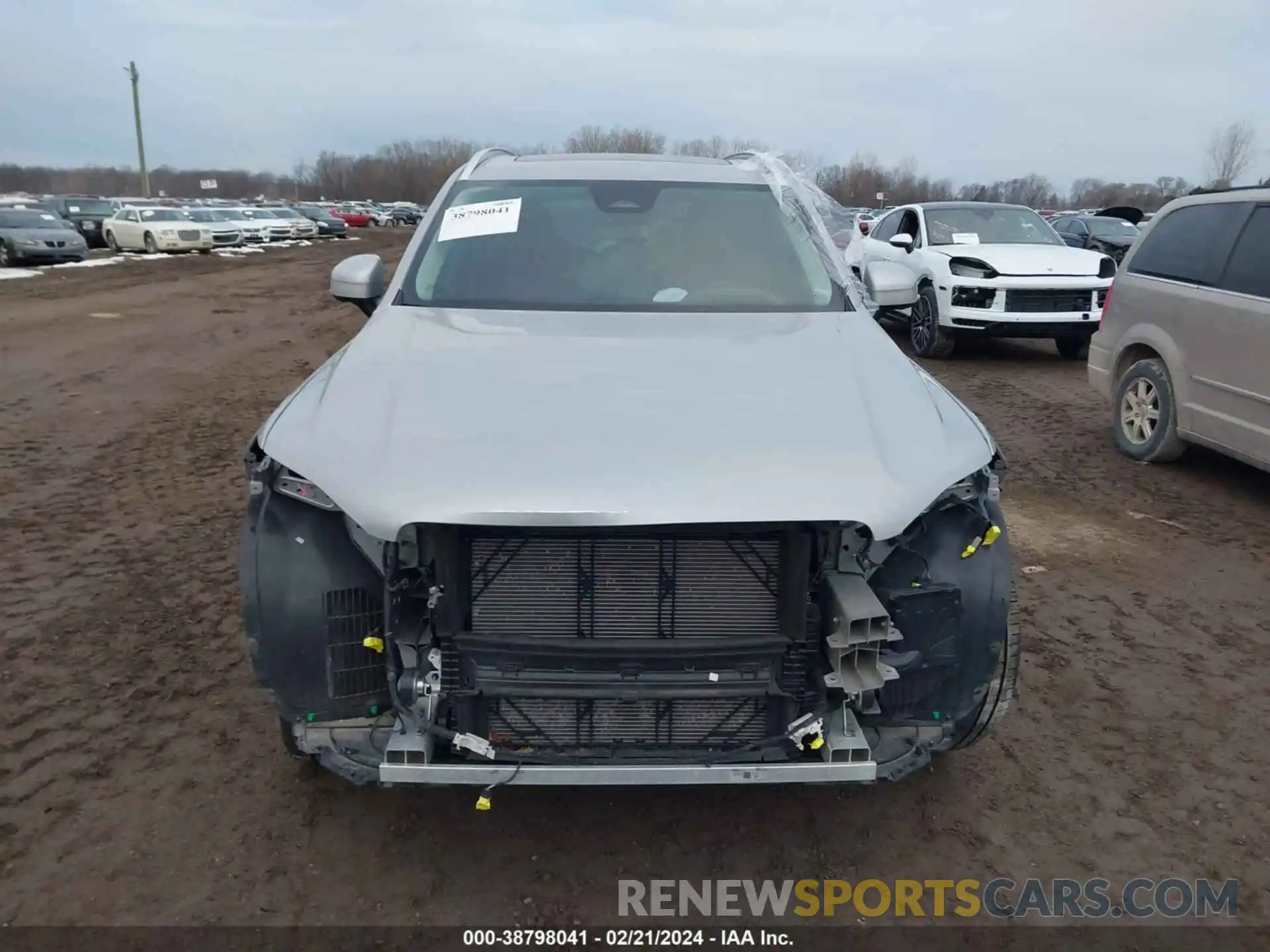 12 Photograph of a damaged car YV4062PA0P1937747 VOLVO XC90 2023