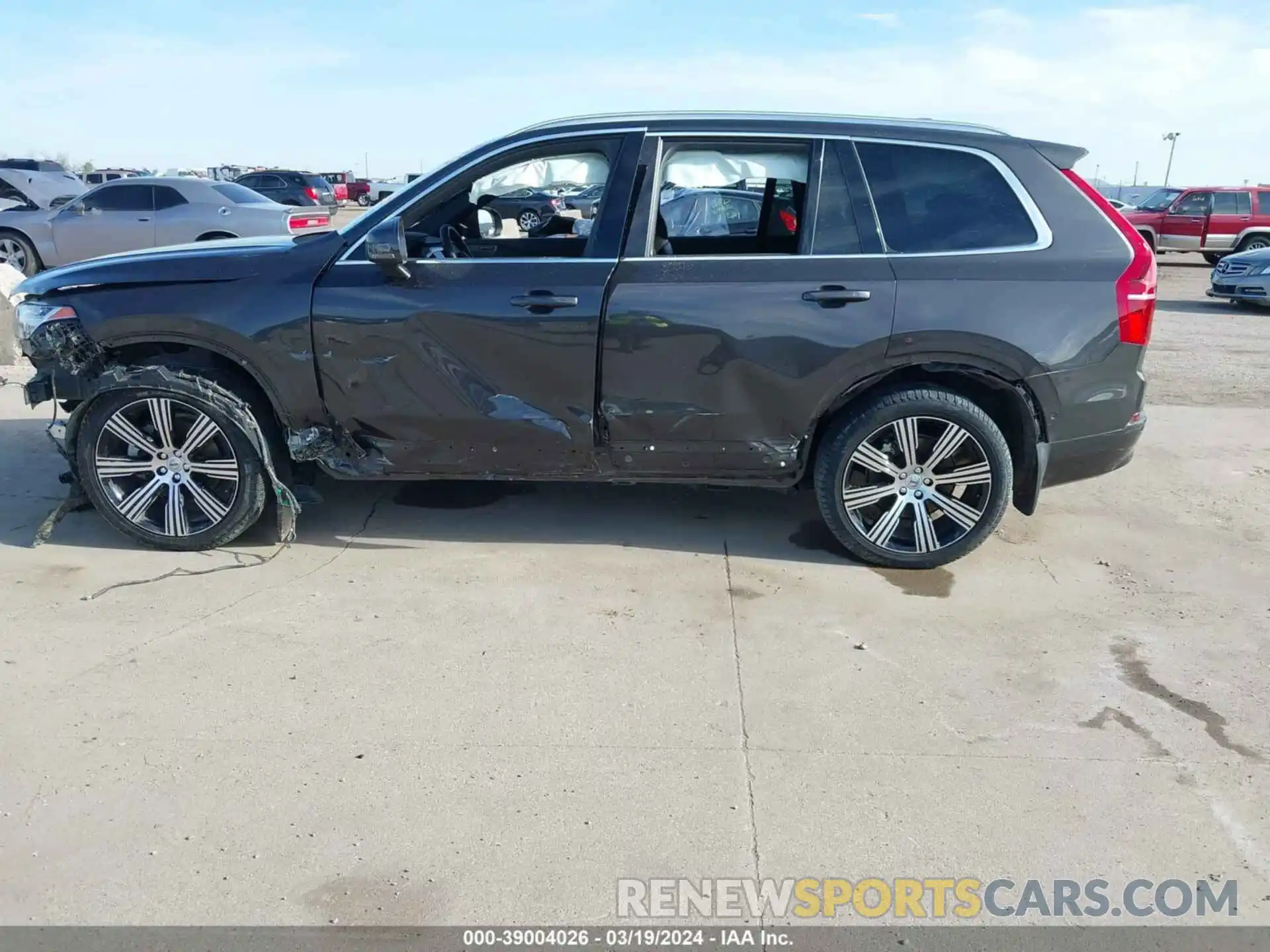 14 Photograph of a damaged car YV4062PA7P1988100 VOLVO XC90 2023