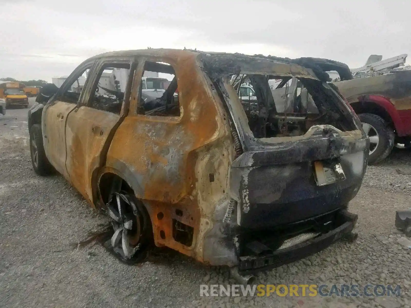 3 Фотография поврежденного автомобиля YV4102CK1K1461084 VOLVO XC90 T5 2019