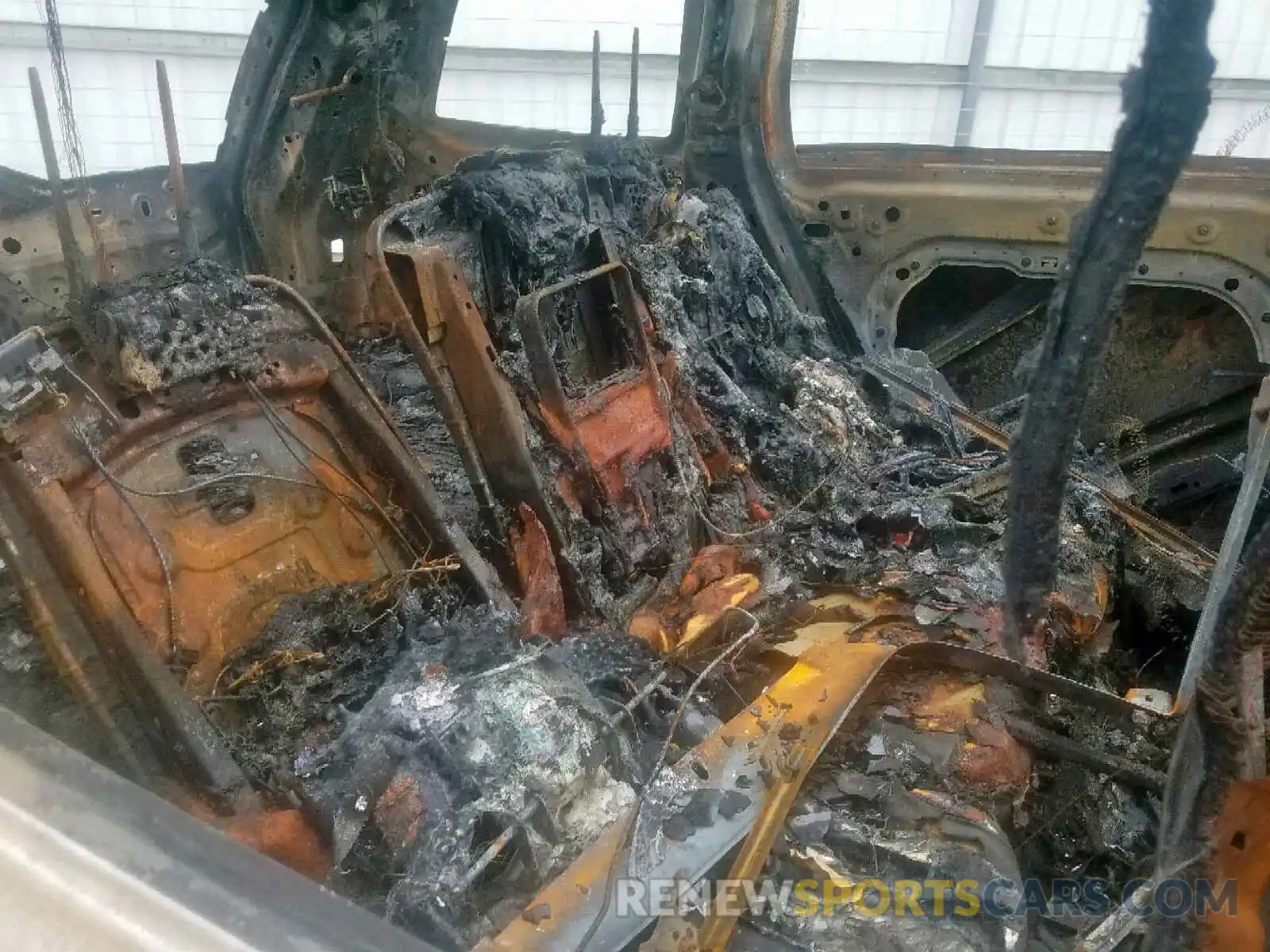 6 Фотография поврежденного автомобиля YV4102CK1K1461084 VOLVO XC90 T5 2019
