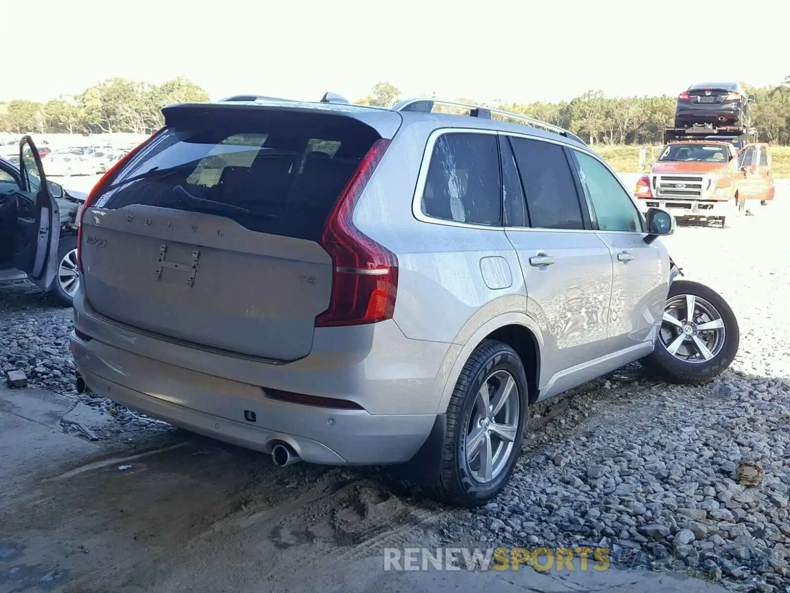 4 Фотография поврежденного автомобиля YV4102CK4K1423221 VOLVO XC90 T5 2019