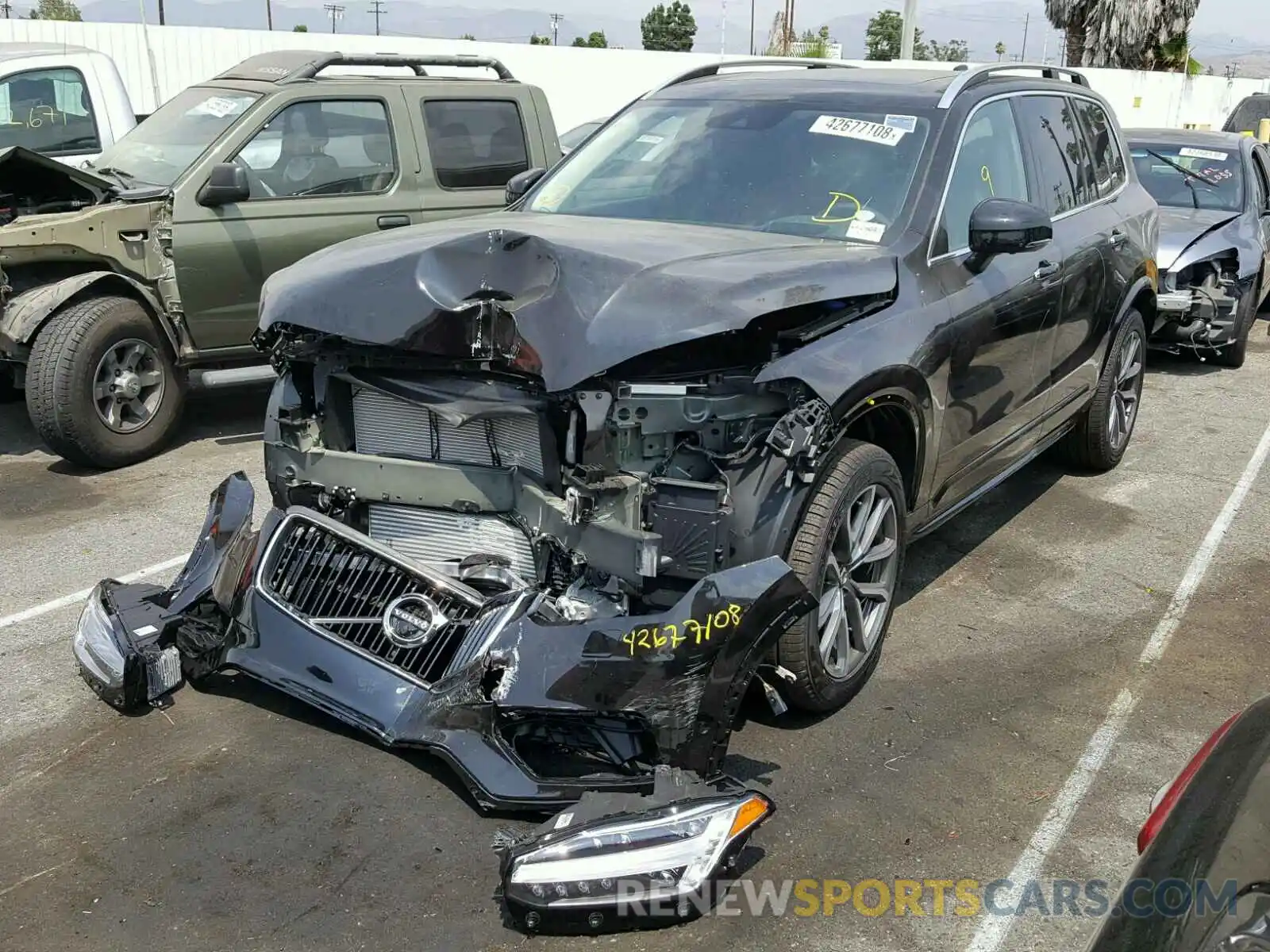 2 Photograph of a damaged car YV4102PK0K1418494 VOLVO XC90 T5 2019