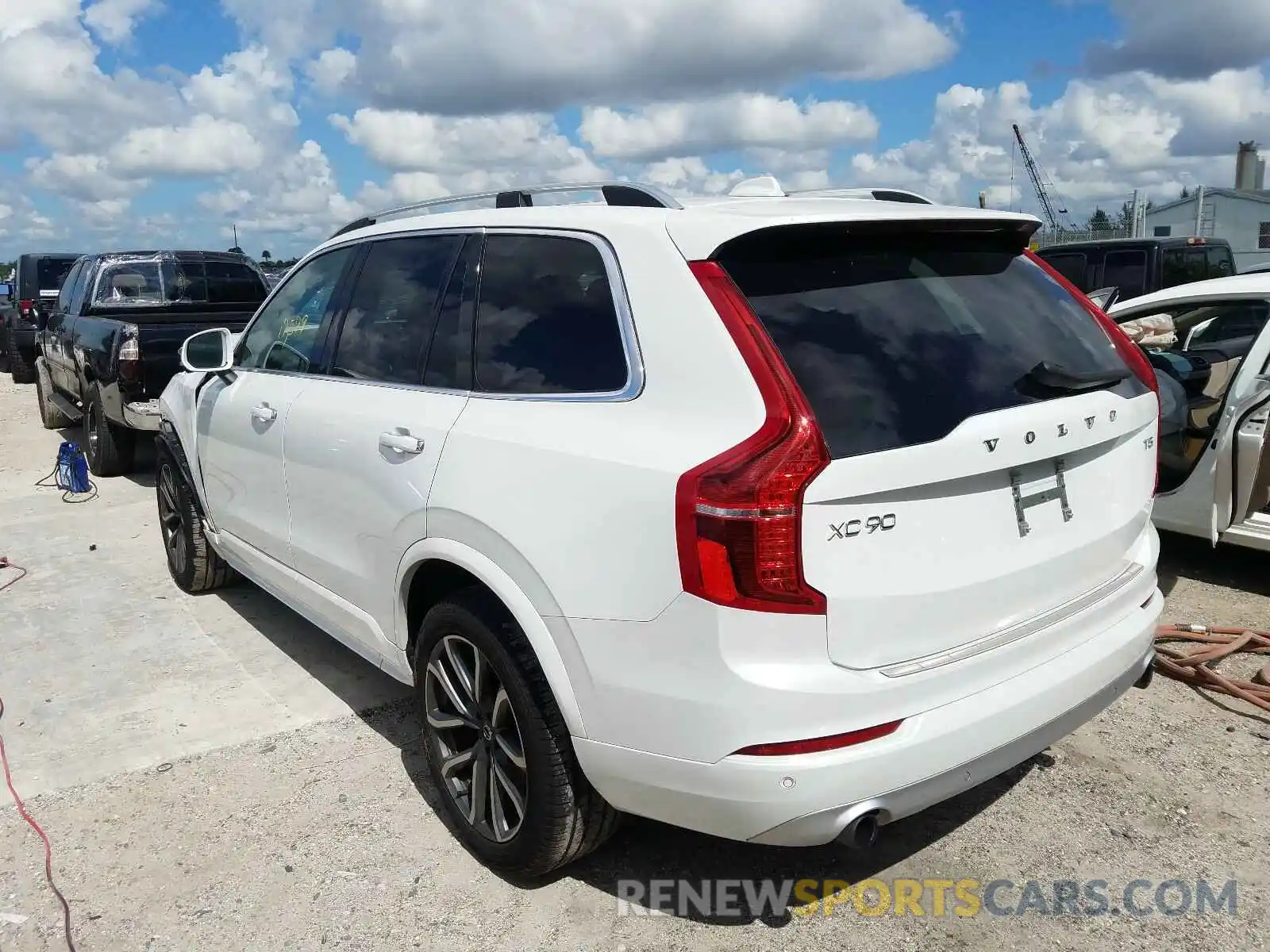 3 Photograph of a damaged car YV4102CK2K1504489 VOLVO XC90 T5 MO 2019