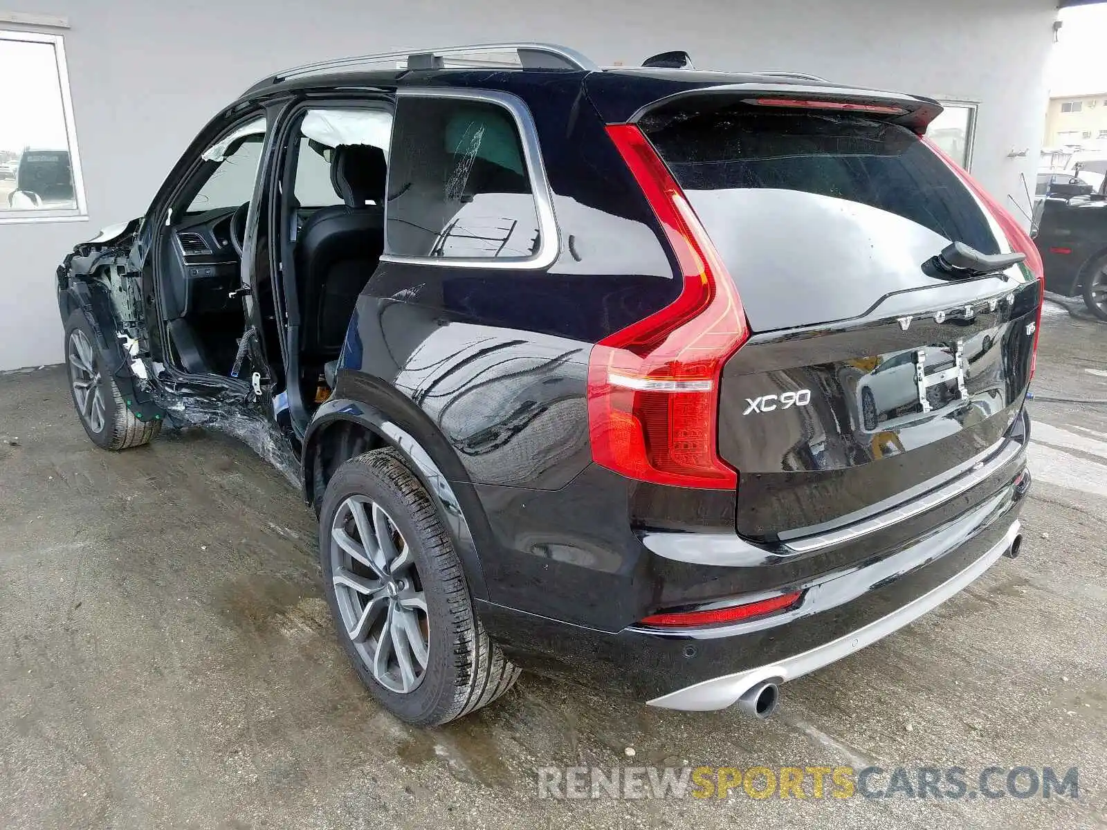 3 Photograph of a damaged car YV4102CK7K1511258 VOLVO XC90 T5 MO 2019