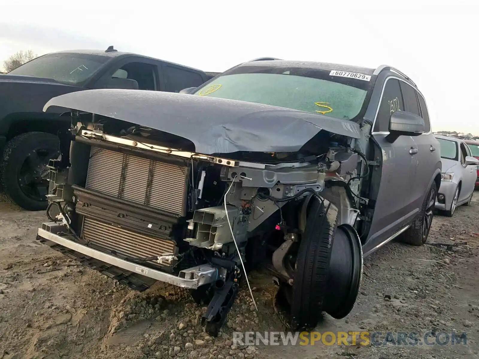 2 Photograph of a damaged car YV4102CKXK1449497 VOLVO XC90 T5 MO 2019