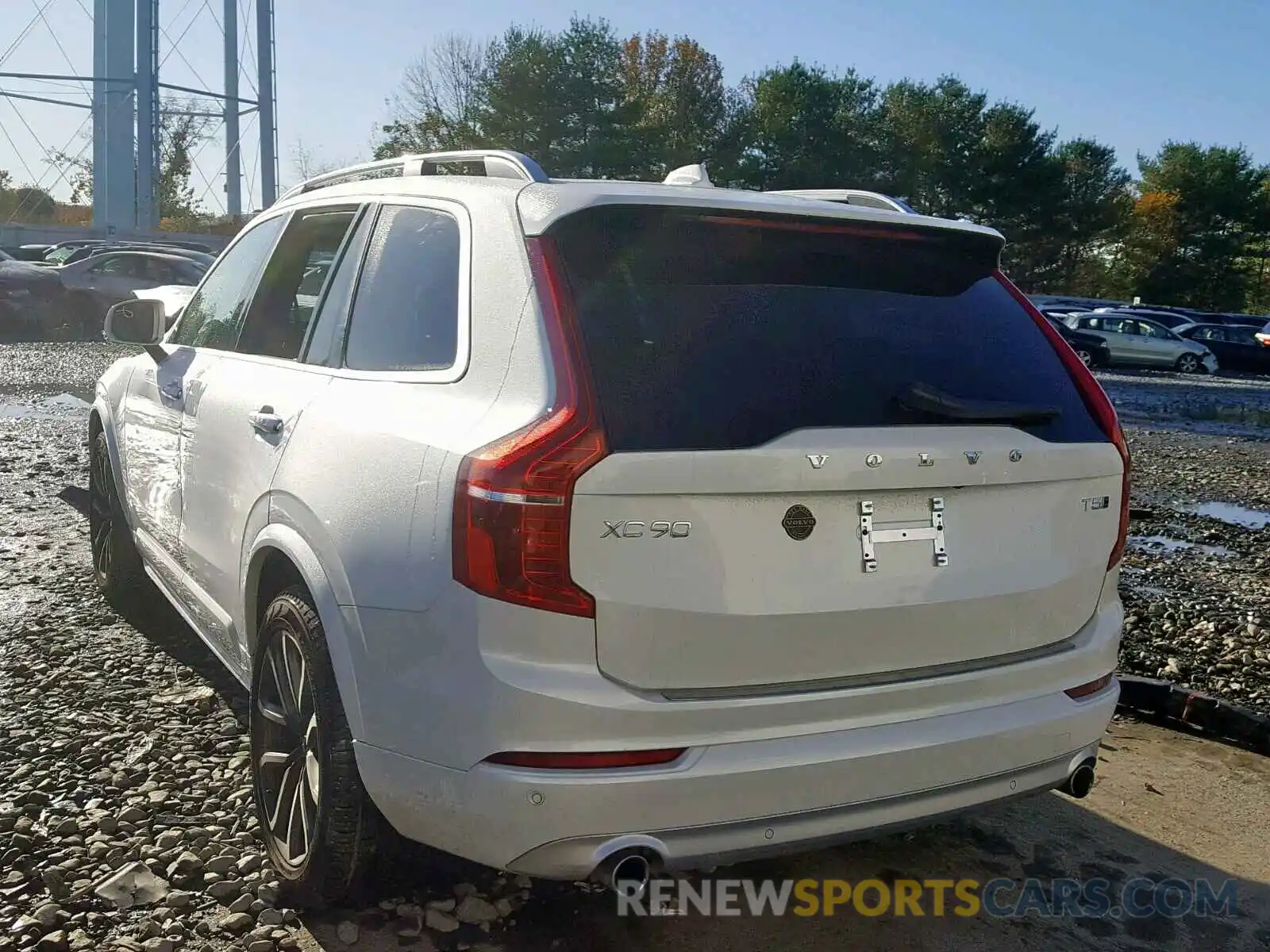 3 Photograph of a damaged car YV4102PK6K1502061 VOLVO XC90 T5 MO 2019