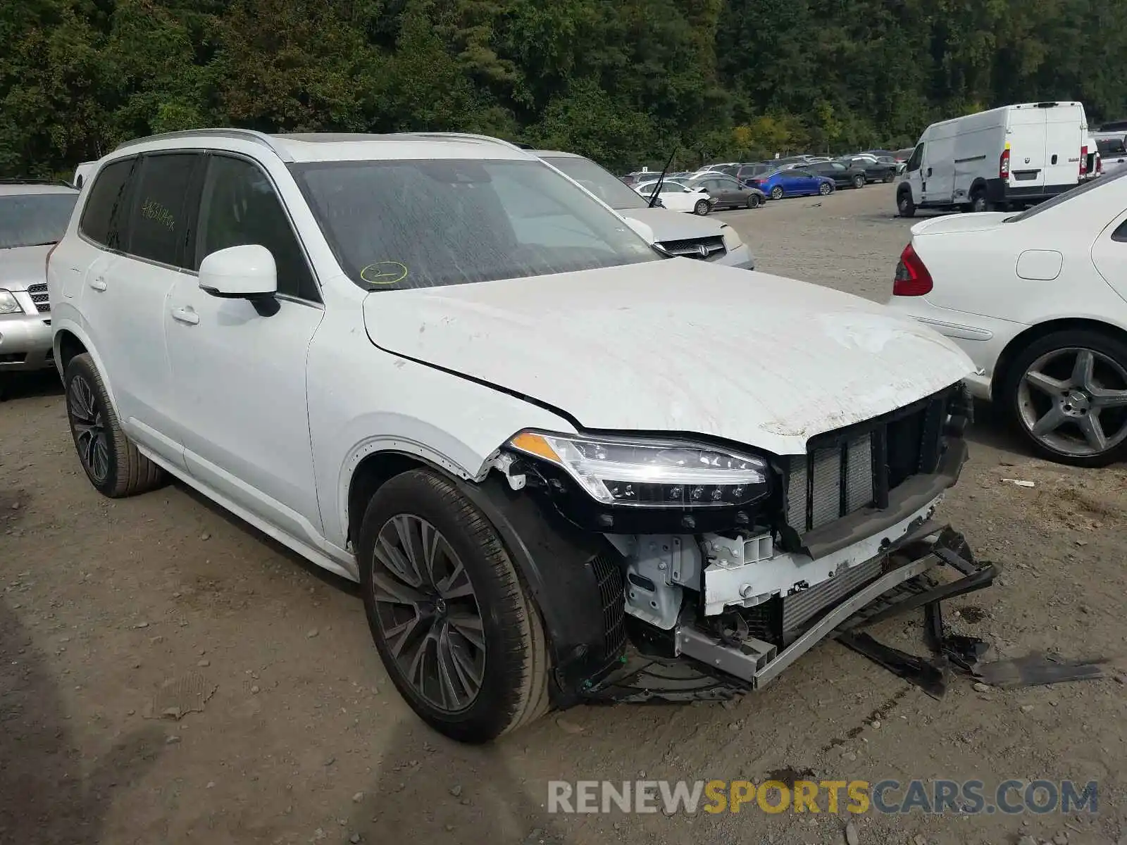 1 Photograph of a damaged car YV4102PK6L1547938 VOLVO XC90 T5 MO 2020