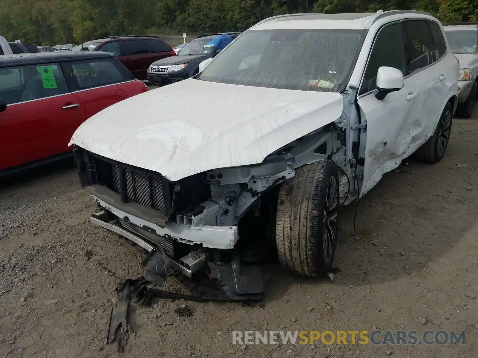 2 Photograph of a damaged car YV4102PK6L1547938 VOLVO XC90 T5 MO 2020