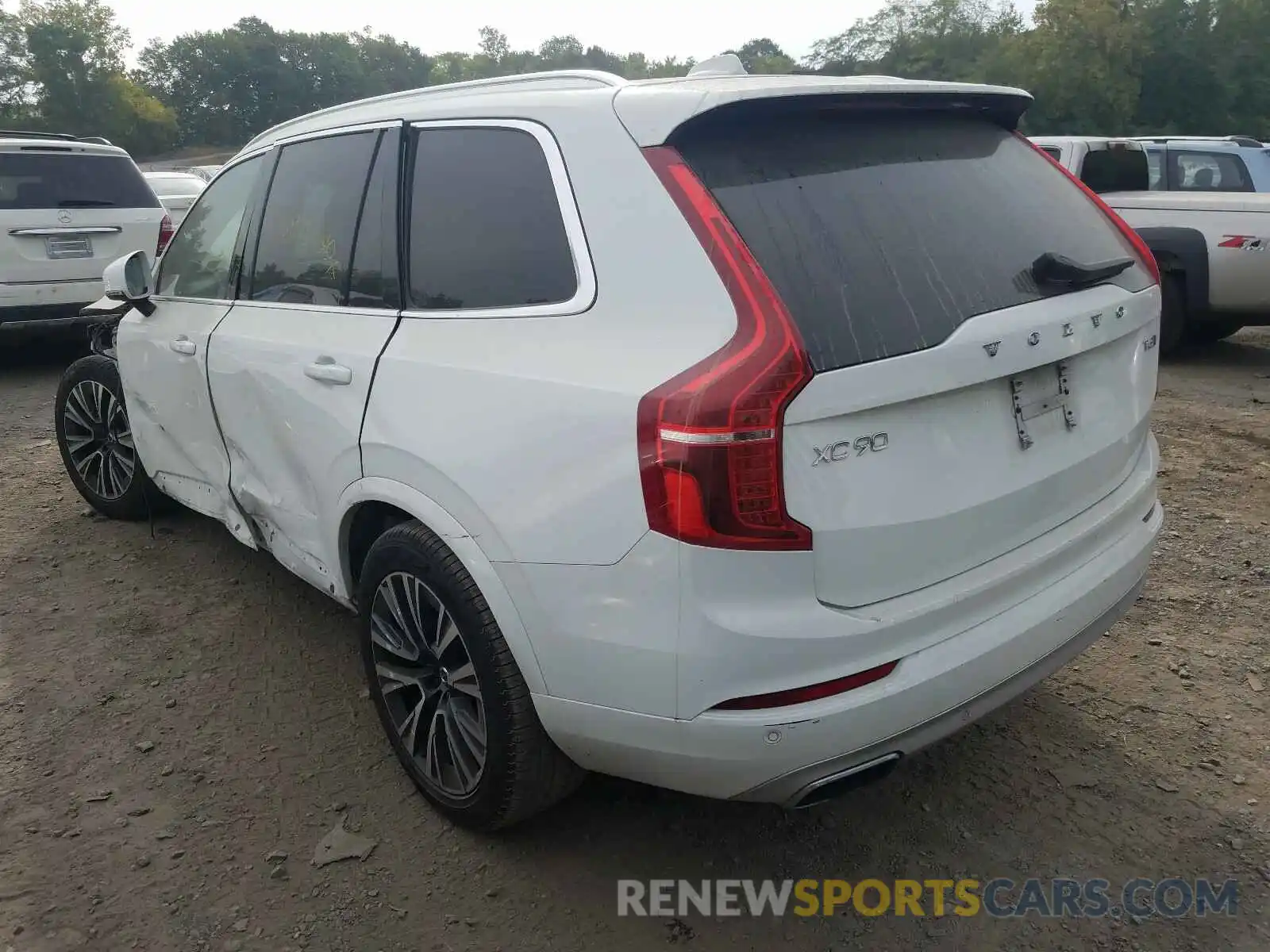 3 Photograph of a damaged car YV4102PK6L1547938 VOLVO XC90 T5 MO 2020