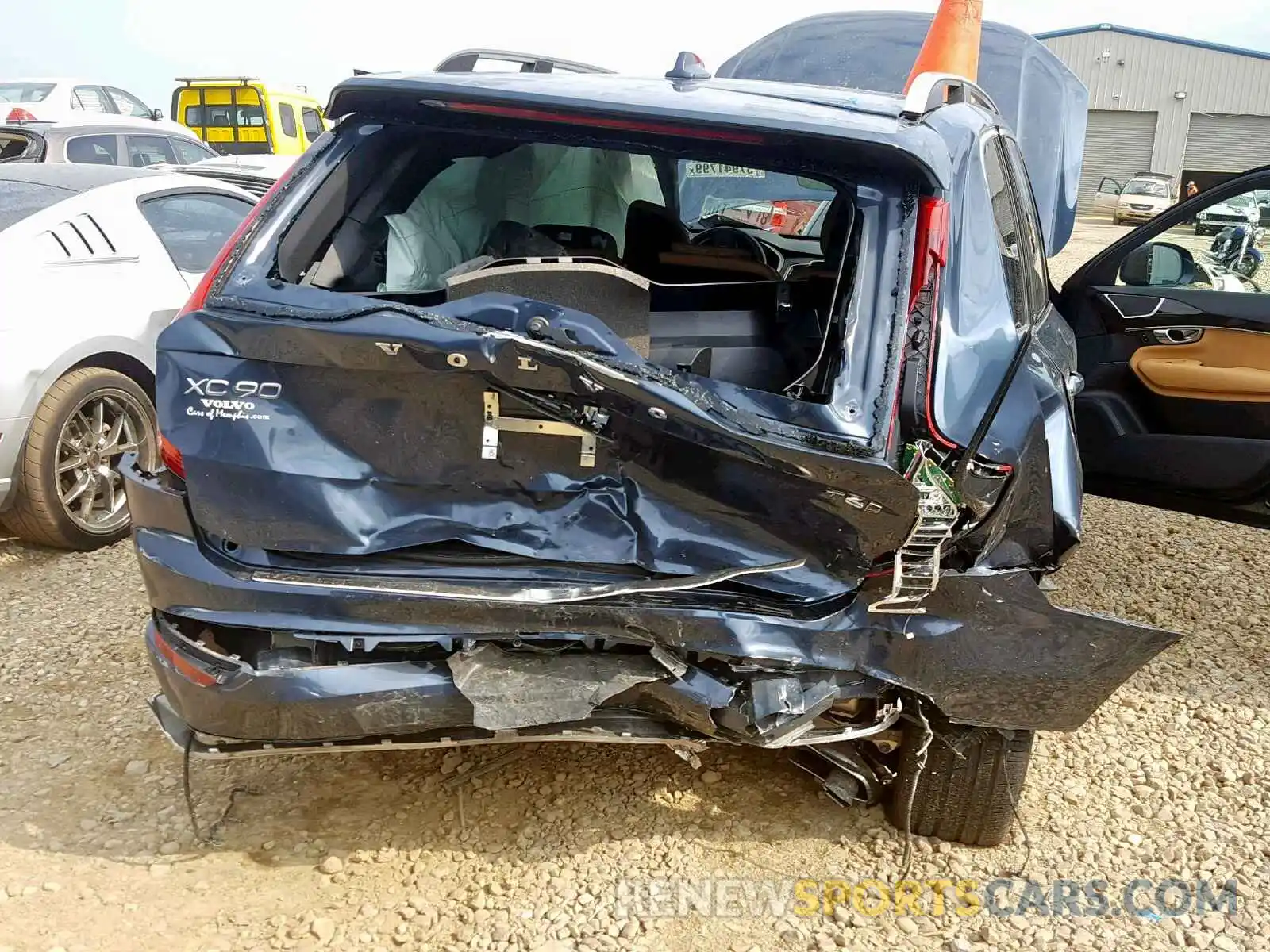 9 Photograph of a damaged car YV4A22PK3K1421853 VOLVO XC90 T6 2019