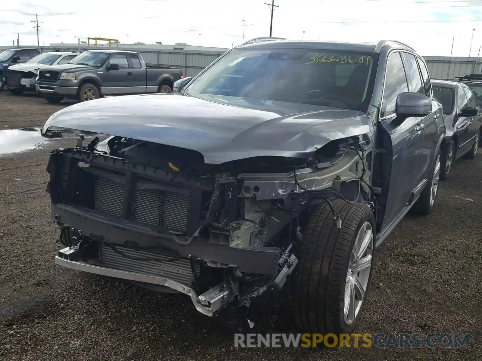 2 Photograph of a damaged car YV4A22PL4K1449038 VOLVO XC90 T6 2019