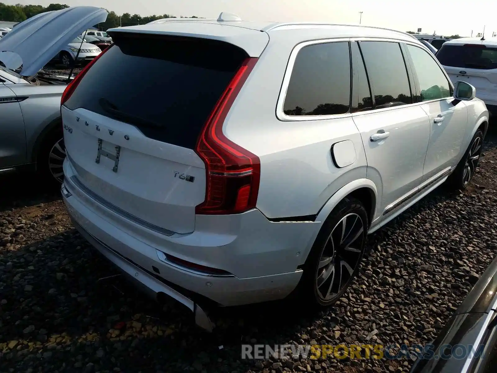 4 Photograph of a damaged car YV4A22PL1K1452558 VOLVO XC90 T6 IN 2019