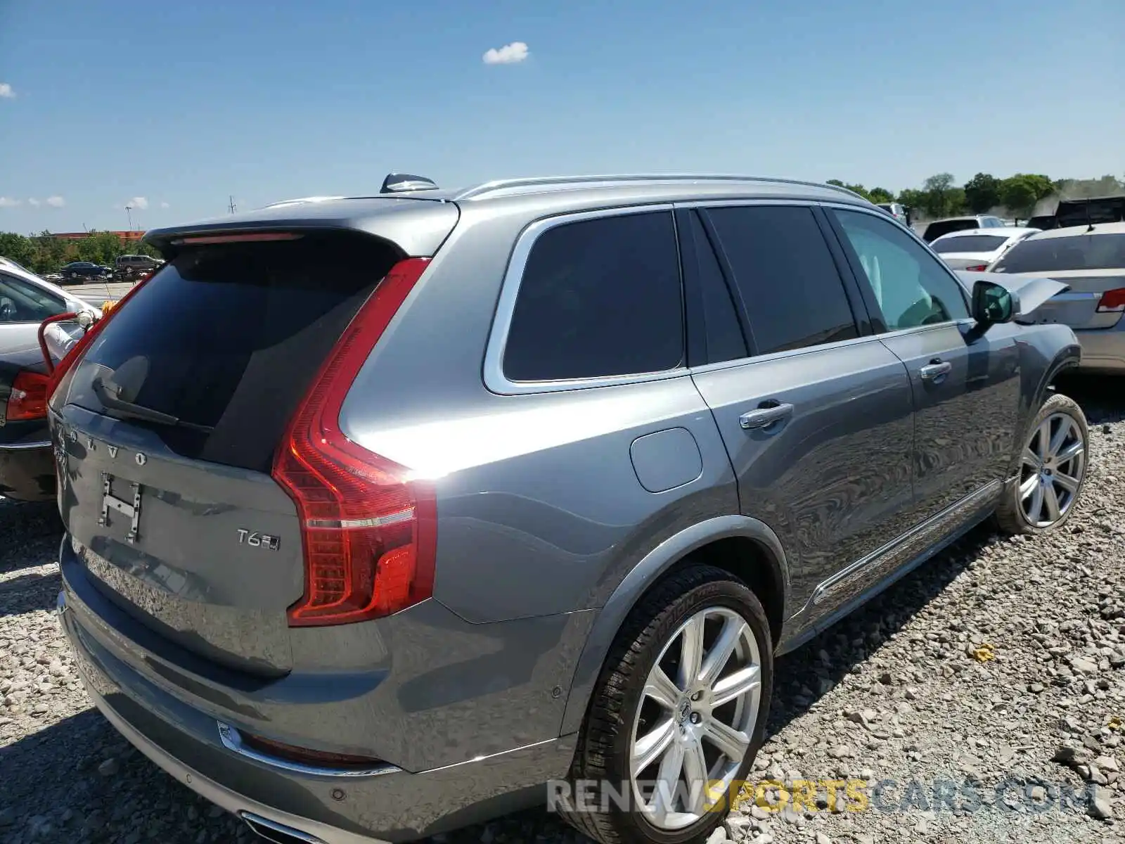 4 Фотография поврежденного автомобиля YV4A22PL3K1421893 VOLVO XC90 T6 IN 2019