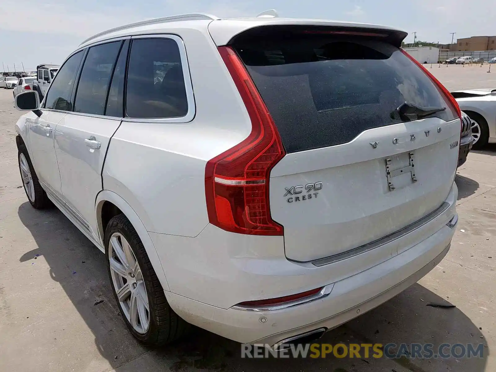 3 Фотография поврежденного автомобиля YV4A22PL6K1415912 VOLVO XC90 T6 IN 2019