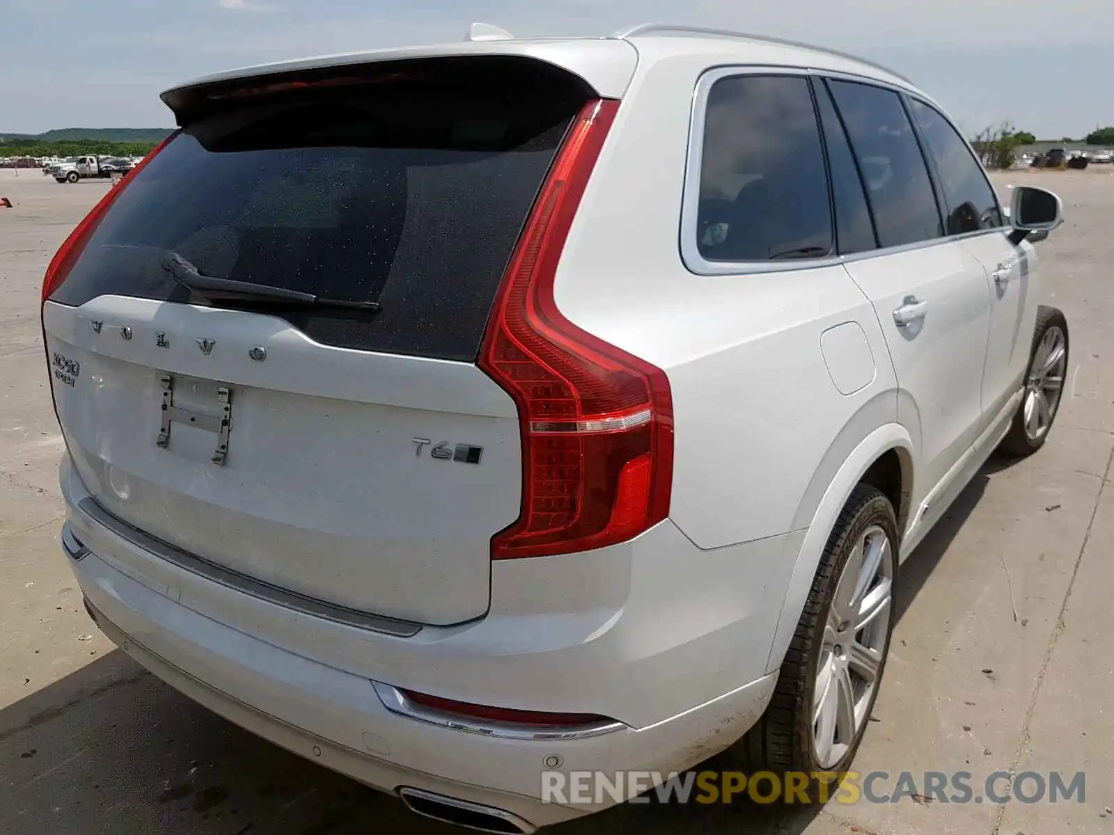 4 Photograph of a damaged car YV4A22PL6K1415912 VOLVO XC90 T6 IN 2019