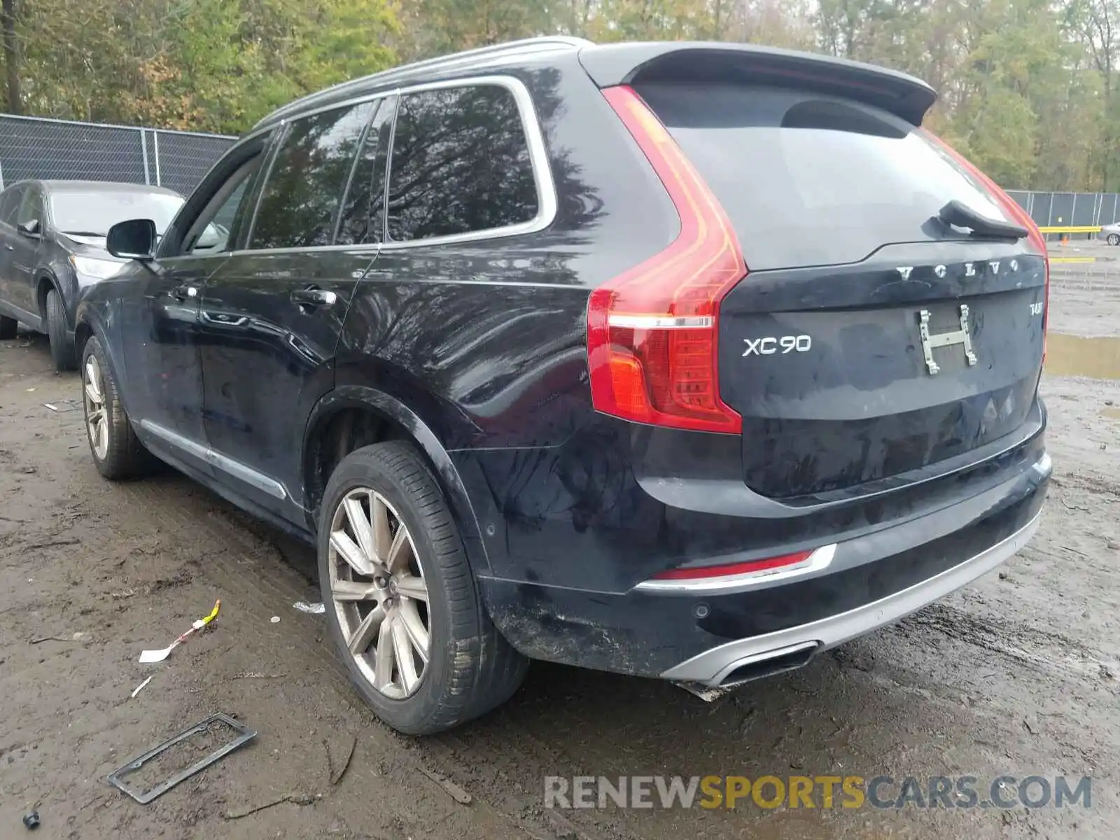 3 Фотография поврежденного автомобиля YV4A22PL8K1460947 VOLVO XC90 T6 IN 2019