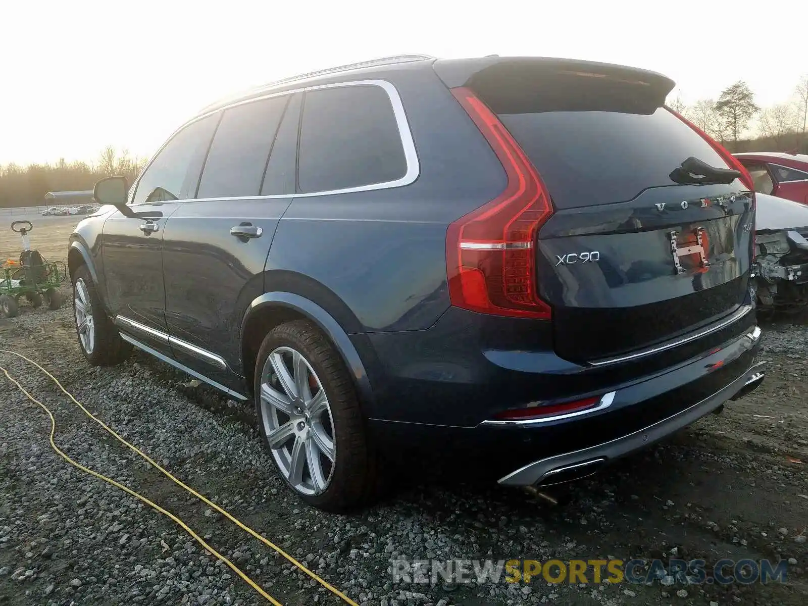 3 Фотография поврежденного автомобиля YV4A22PL8K1482821 VOLVO XC90 T6 IN 2019