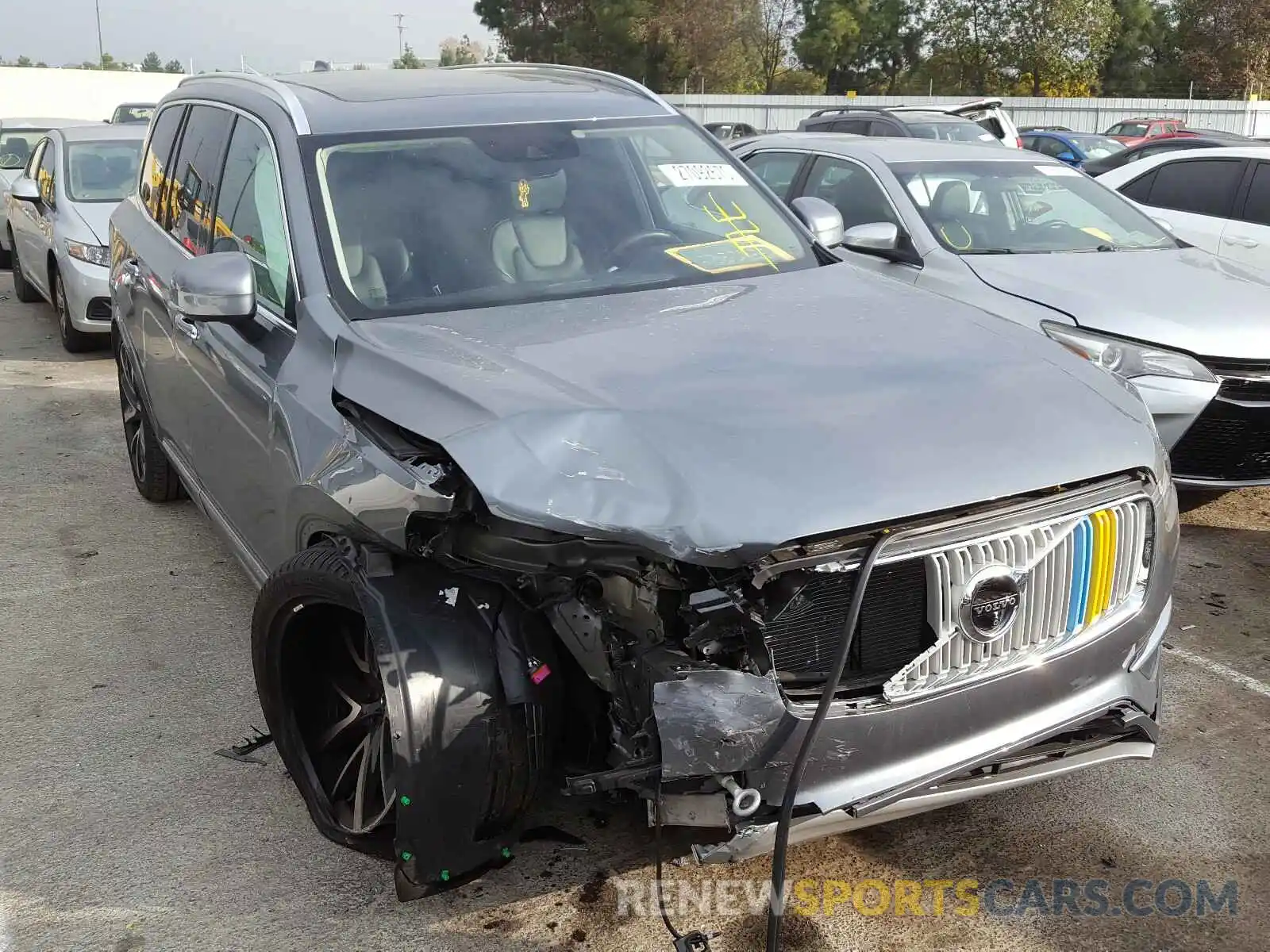 1 Photograph of a damaged car YV4A22PL9K1440447 VOLVO XC90 T6 IN 2019