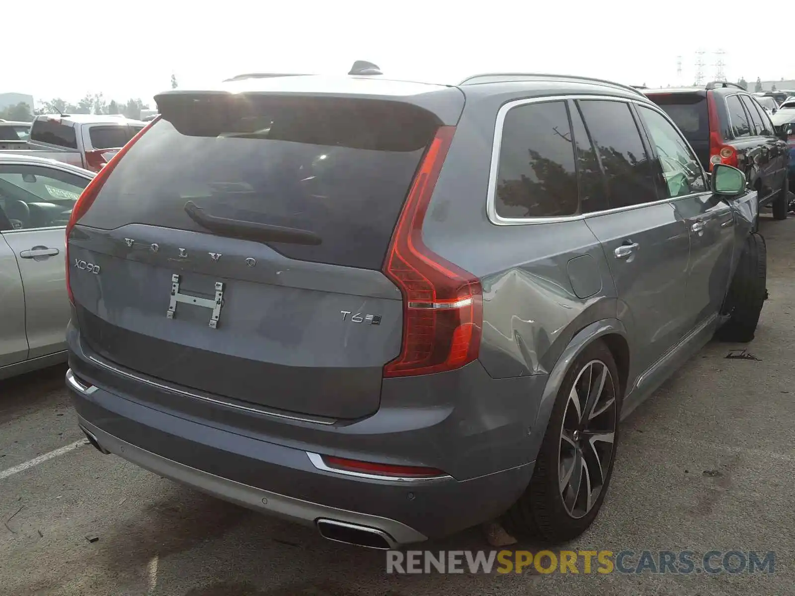 4 Photograph of a damaged car YV4A22PL9K1440447 VOLVO XC90 T6 IN 2019