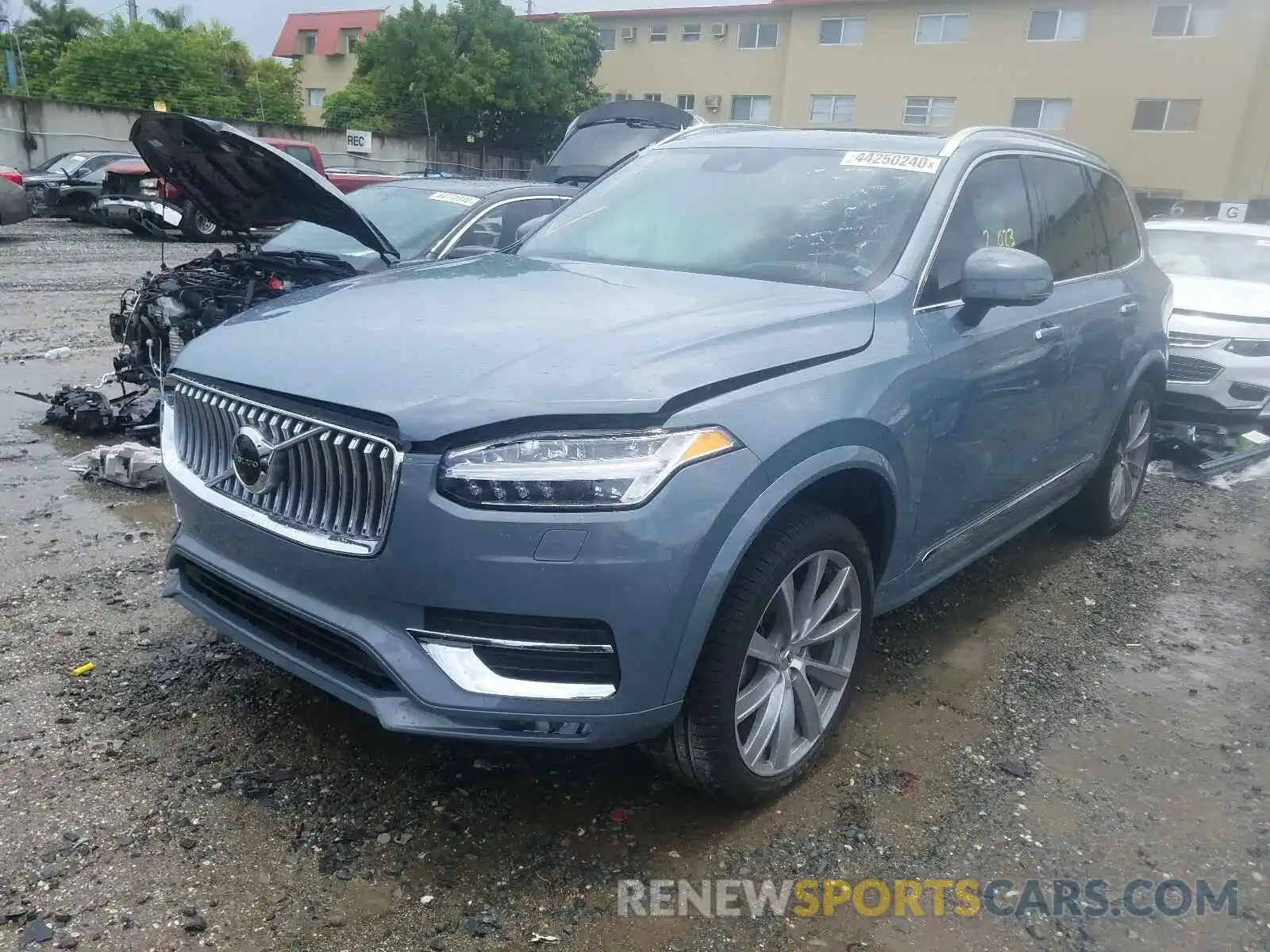 2 Photograph of a damaged car YV4A221LXL1552457 VOLVO XC90 T6 IN 2020